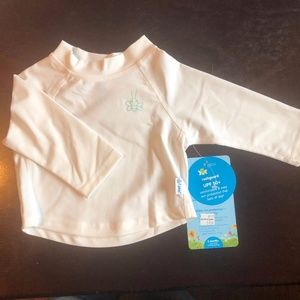 NWT i play Short Sleeve UPF 50+ Rashguard Shirt